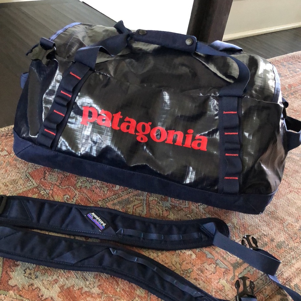 Patagonia Black hole Duffel 40L